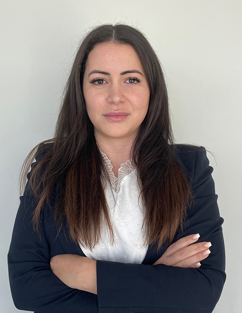 Julia Ayuso